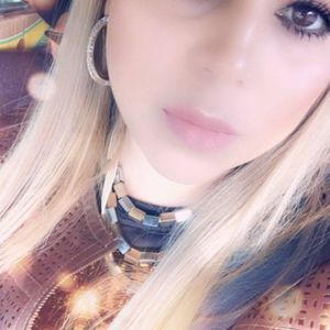 Meet your Posher, Mireya